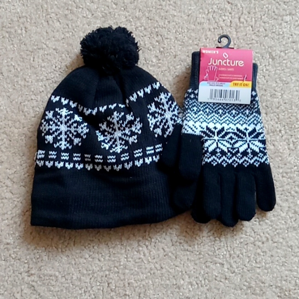 Fleece Lined Hat & Gloves set BRAND NEW!! So Cute Winter Wear Comfortable Warm